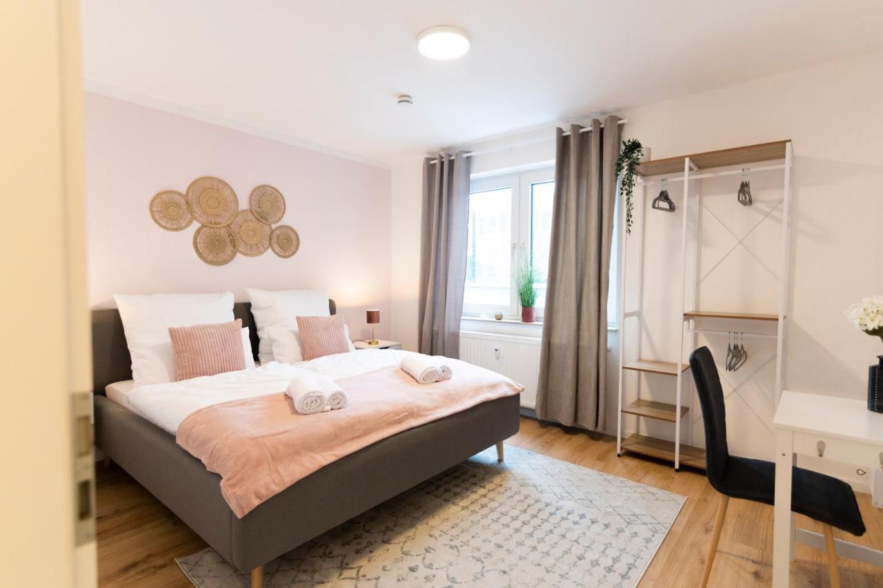 Peter Apartments - Premium Wohnung I 95Qm I 3 Schlafzimmer I Grosses Bad I Kueche I Wohnzimmer I Tv Фульда Екстер'єр фото